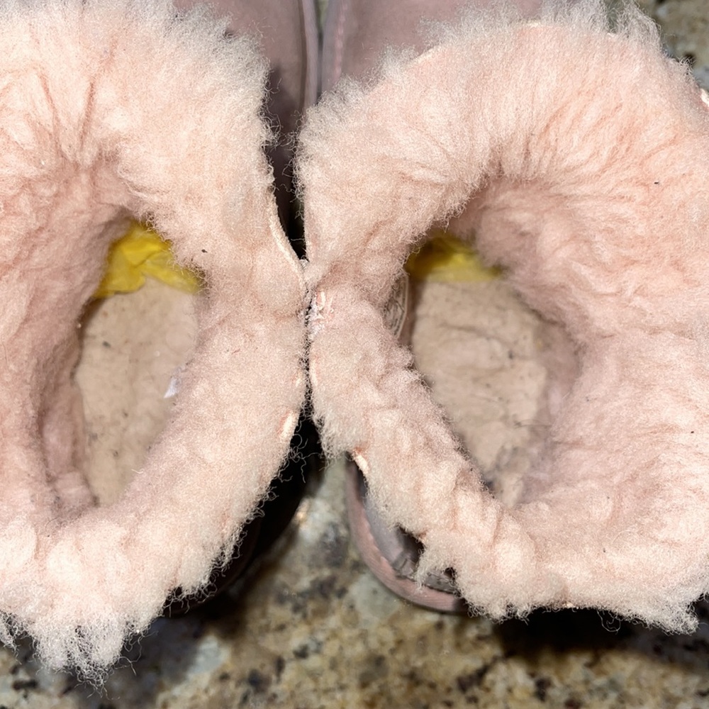 UGG Mini Bailey Button Bling - Picture 6 of 10